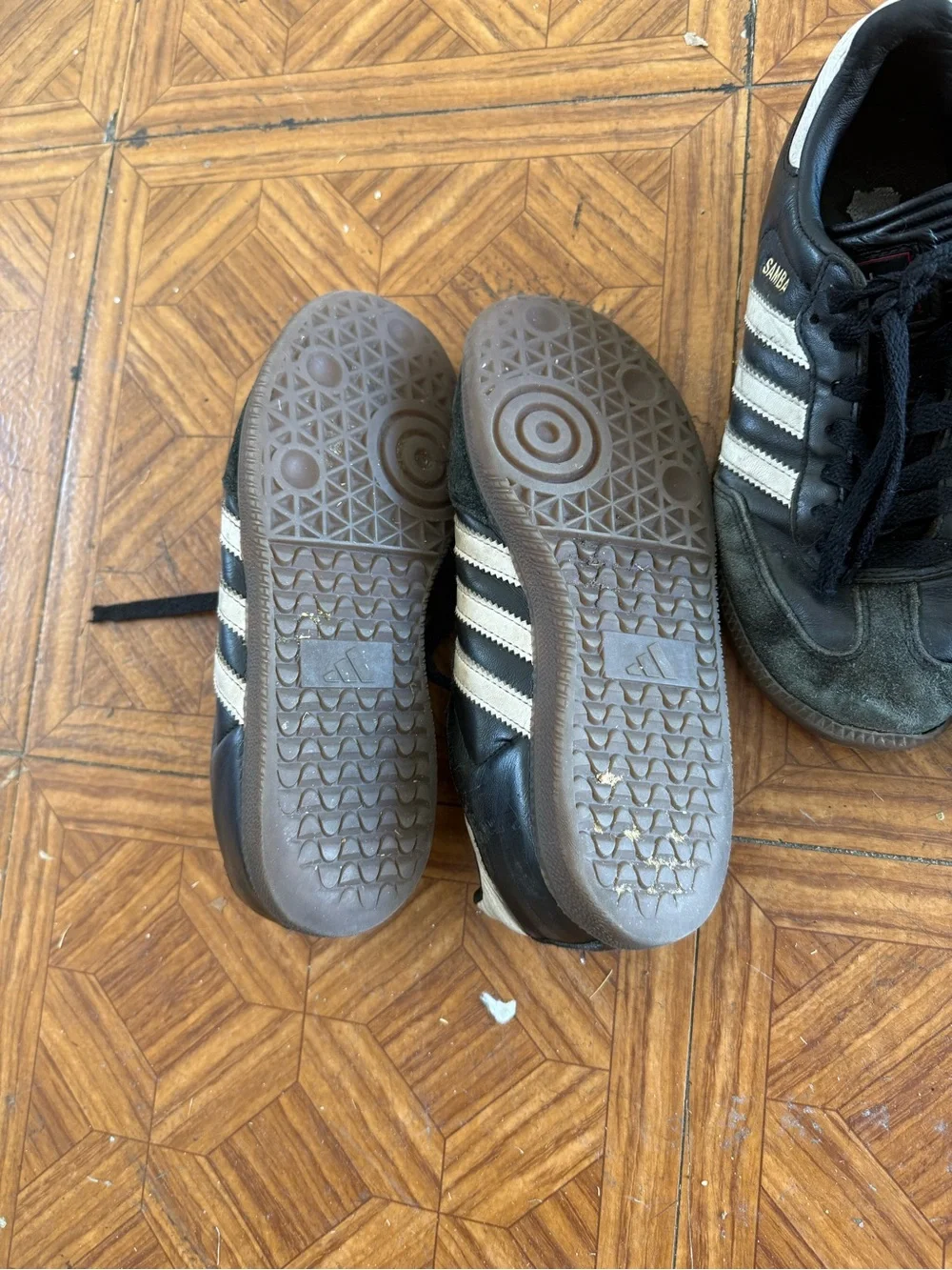 adidas classic low